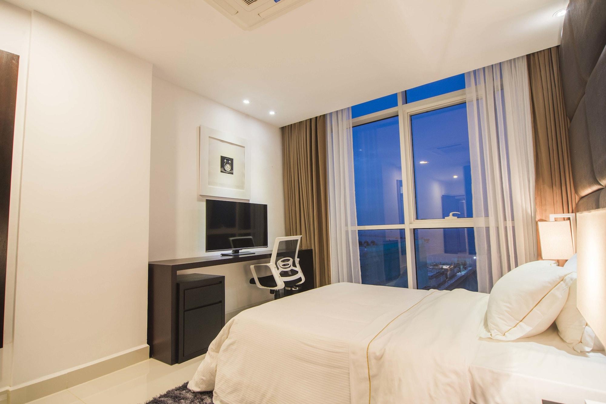 Platinum One Suites Colombo Exterior photo