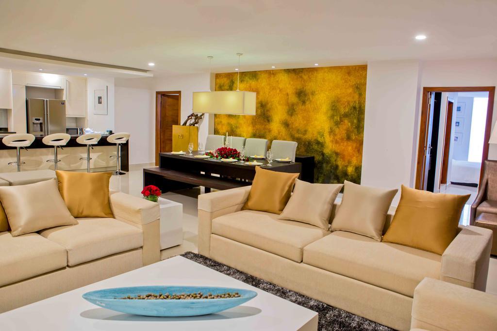 Platinum One Suites Colombo Exterior photo