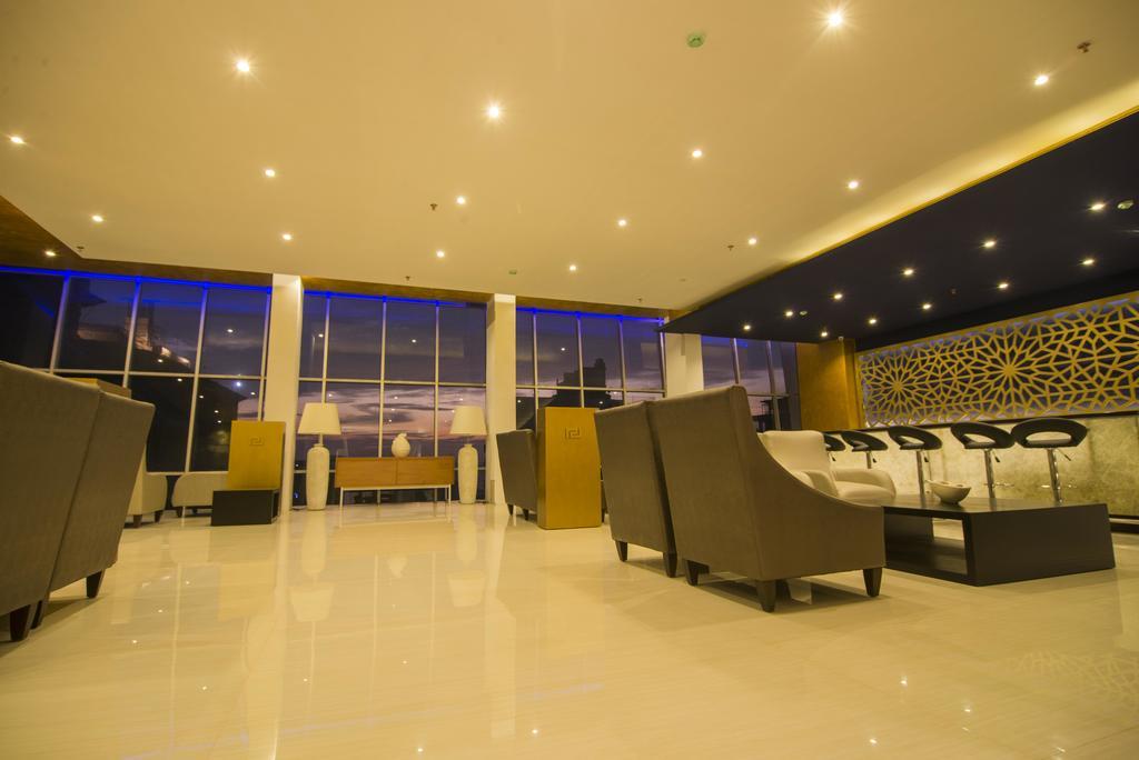 Platinum One Suites Colombo Exterior photo