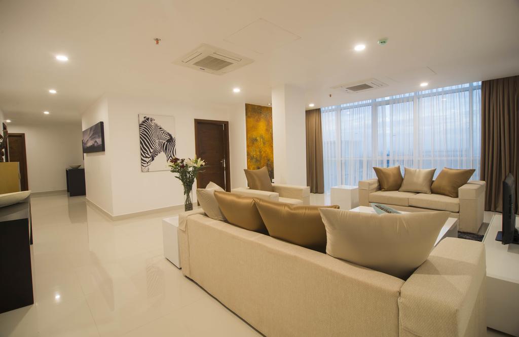 Platinum One Suites Colombo Exterior photo