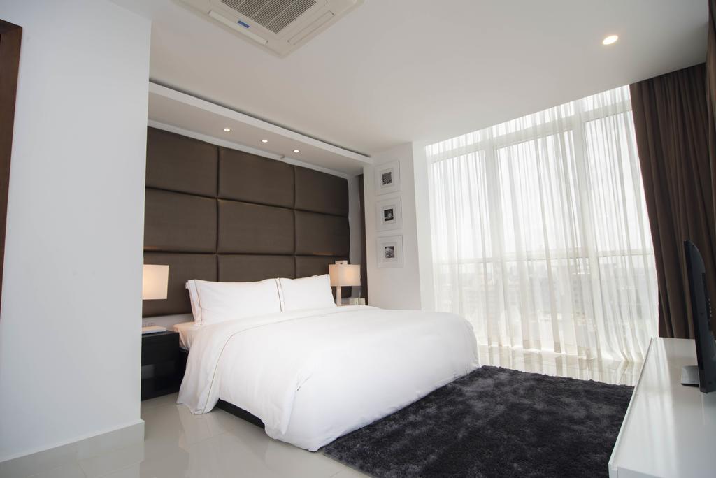 Platinum One Suites Colombo Exterior photo