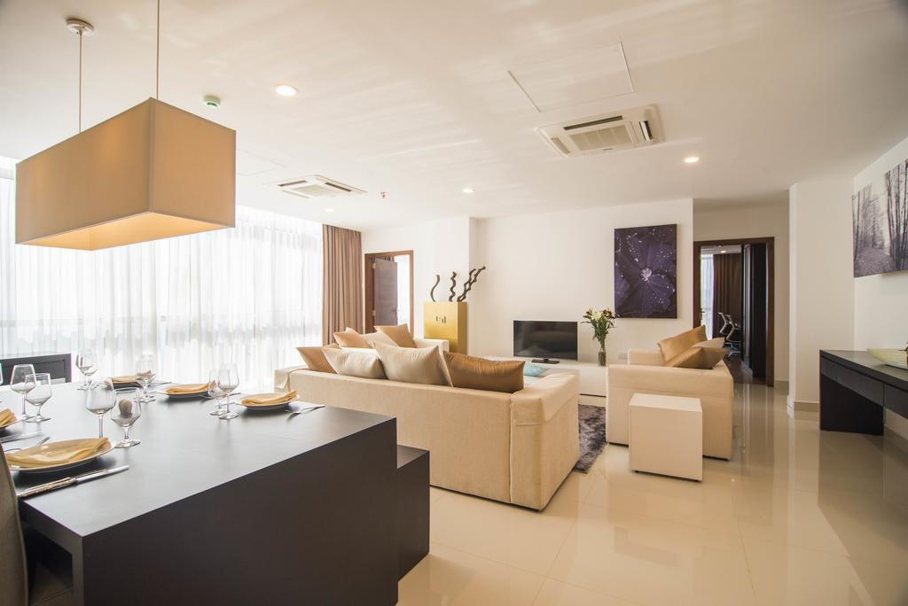 Platinum One Suites Colombo Exterior photo