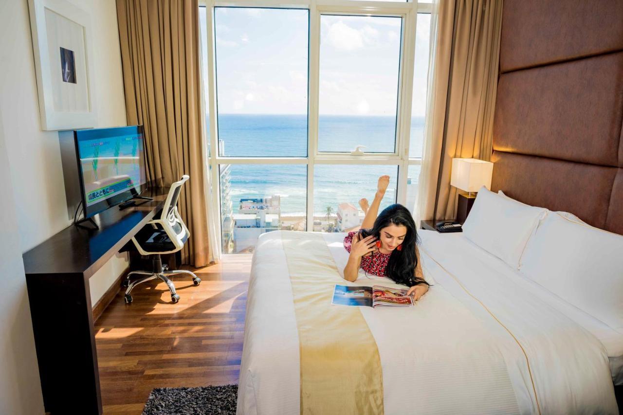 Platinum One Suites Colombo Exterior photo